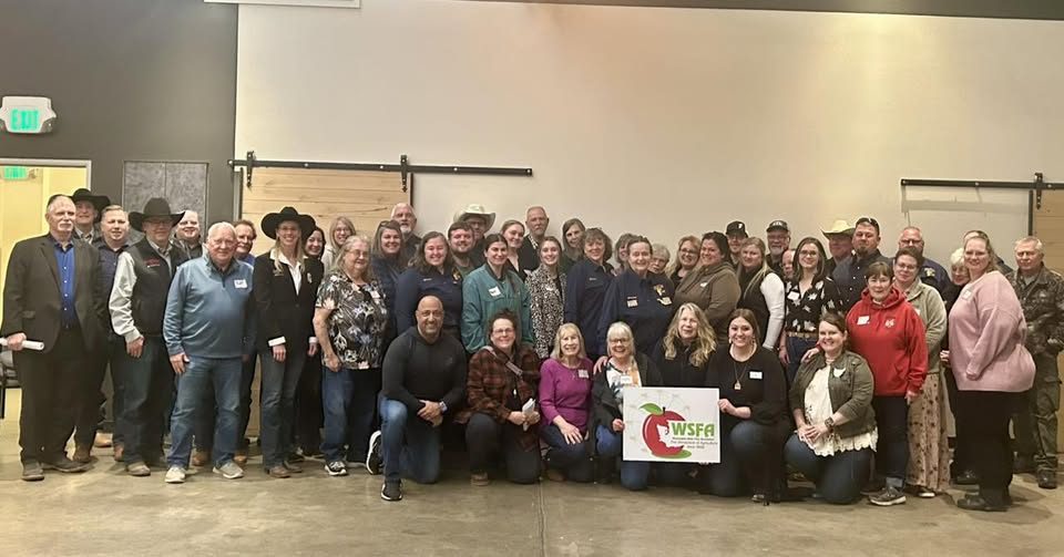 Participants gather for a group photograph with YMTD Initiative in Ellensburg Washington.