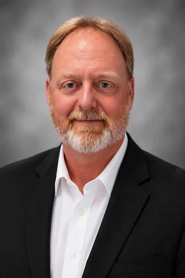 Headshot of Steven Troutman